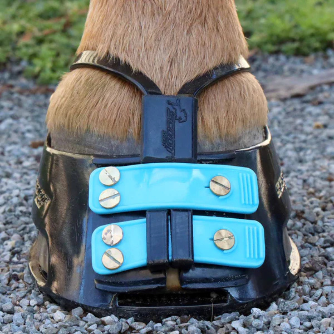 Scoot Boot Mud Strap Collar Pack in Black on Horse